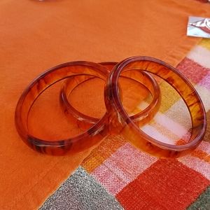 Set of 3 lucite bangles